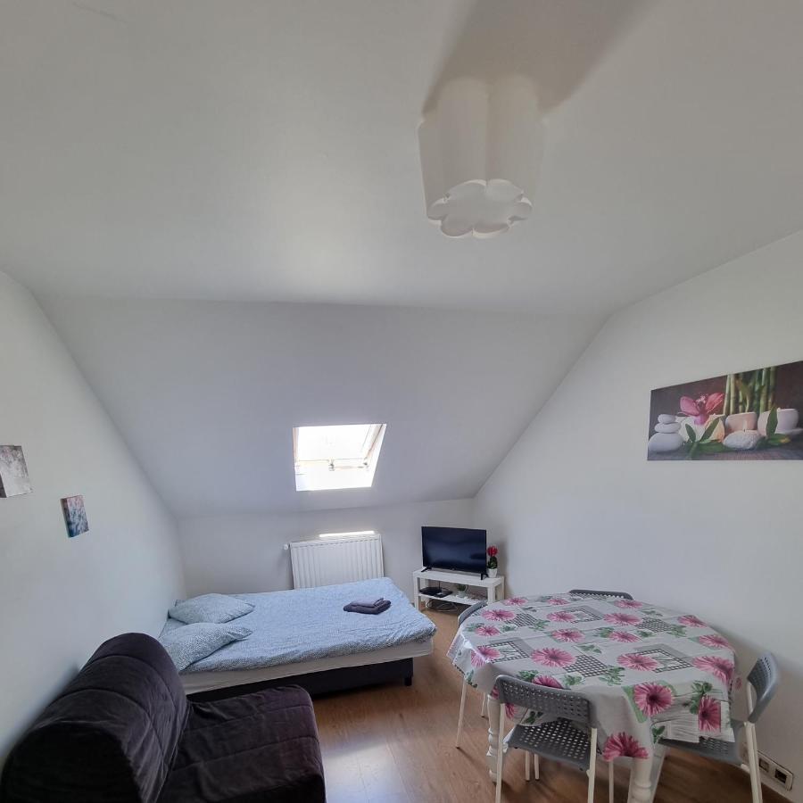 בריסל Beautiful Modern Apartment מראה חיצוני תמונה